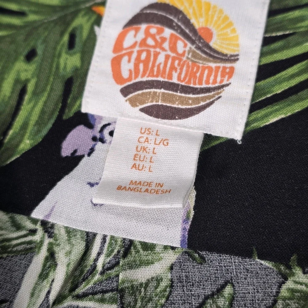 C&C‎ California Men's Casual Tropical Hawaiian Cockatoo Shirt 100% Rayon Sz L